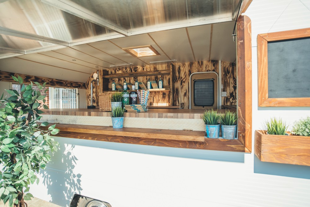 Caravan_Bar_Hire